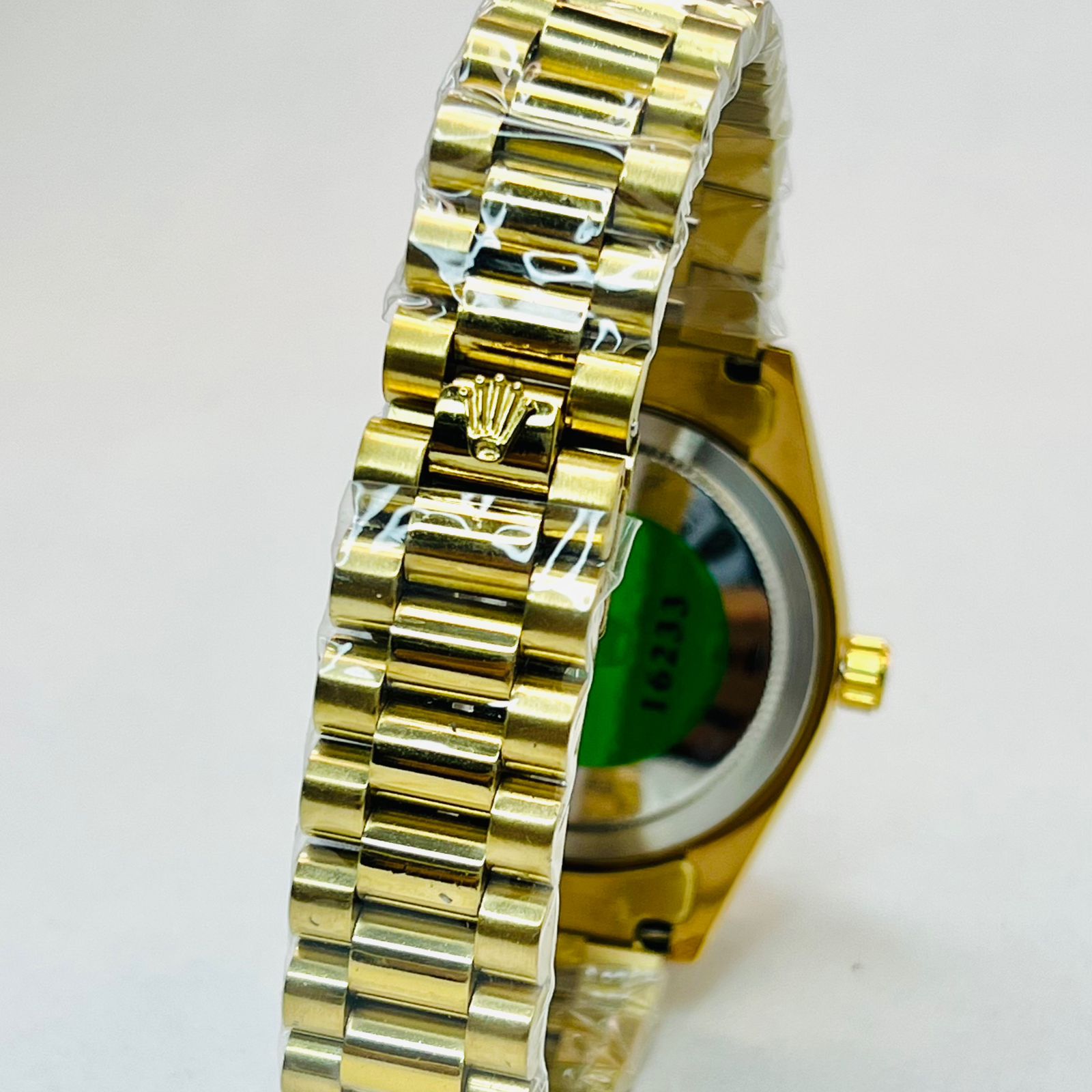 Premium Quality RLX Watches Carry Full Golden Green