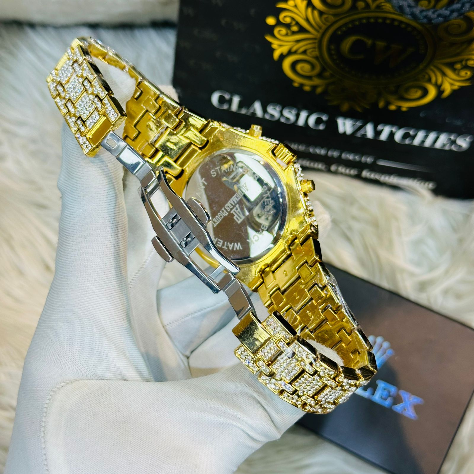 Premium Quality Full Stone Watches Golden